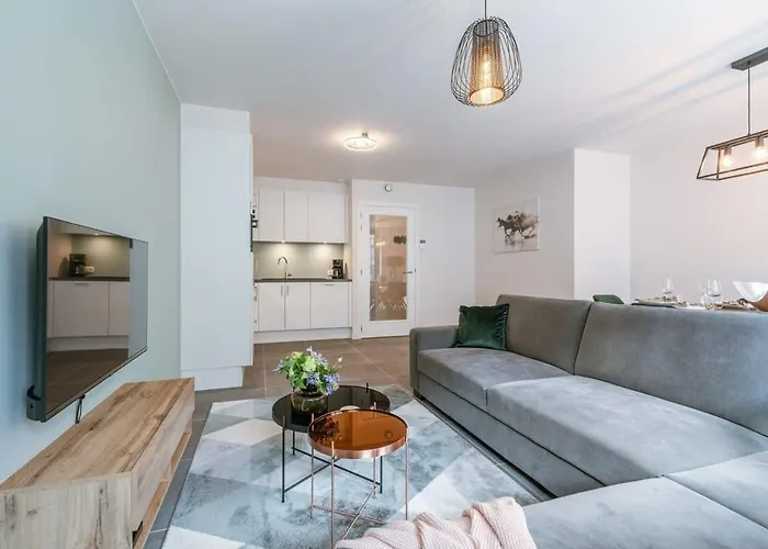 Huswell - Modern For Up To Five People أوستيند