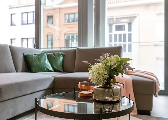 Huswell - Modern For Up To Five People 아파트