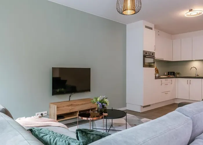 Huswell - Modern For Up To Five People * أوستيند