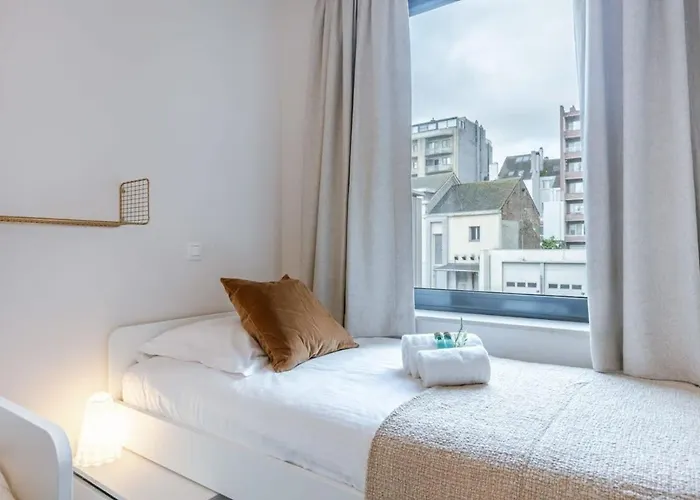 Huswell - Modern For Up To Five People 아파트